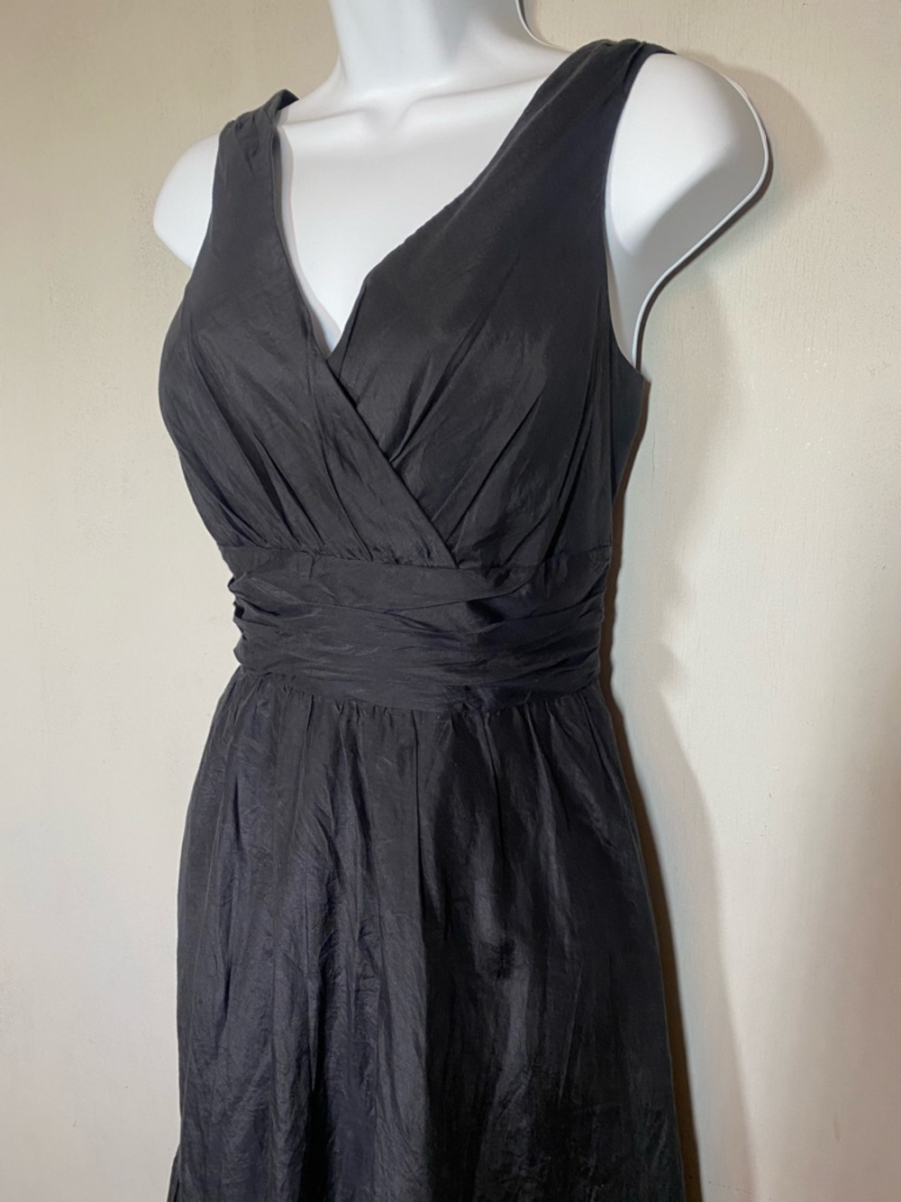 White House Black Market Black Sleeveless V-Neck Midi Dress - Picture 2 of 5